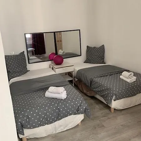 Apartman Festivals B *